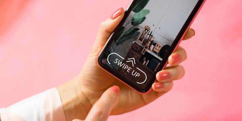 How to add Swipe Up on Instagram